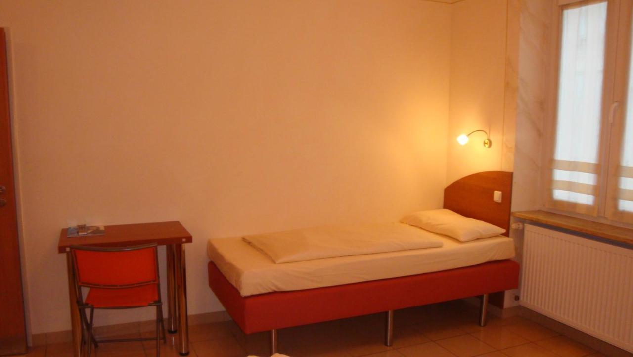 Stadthotel Hotel 3*